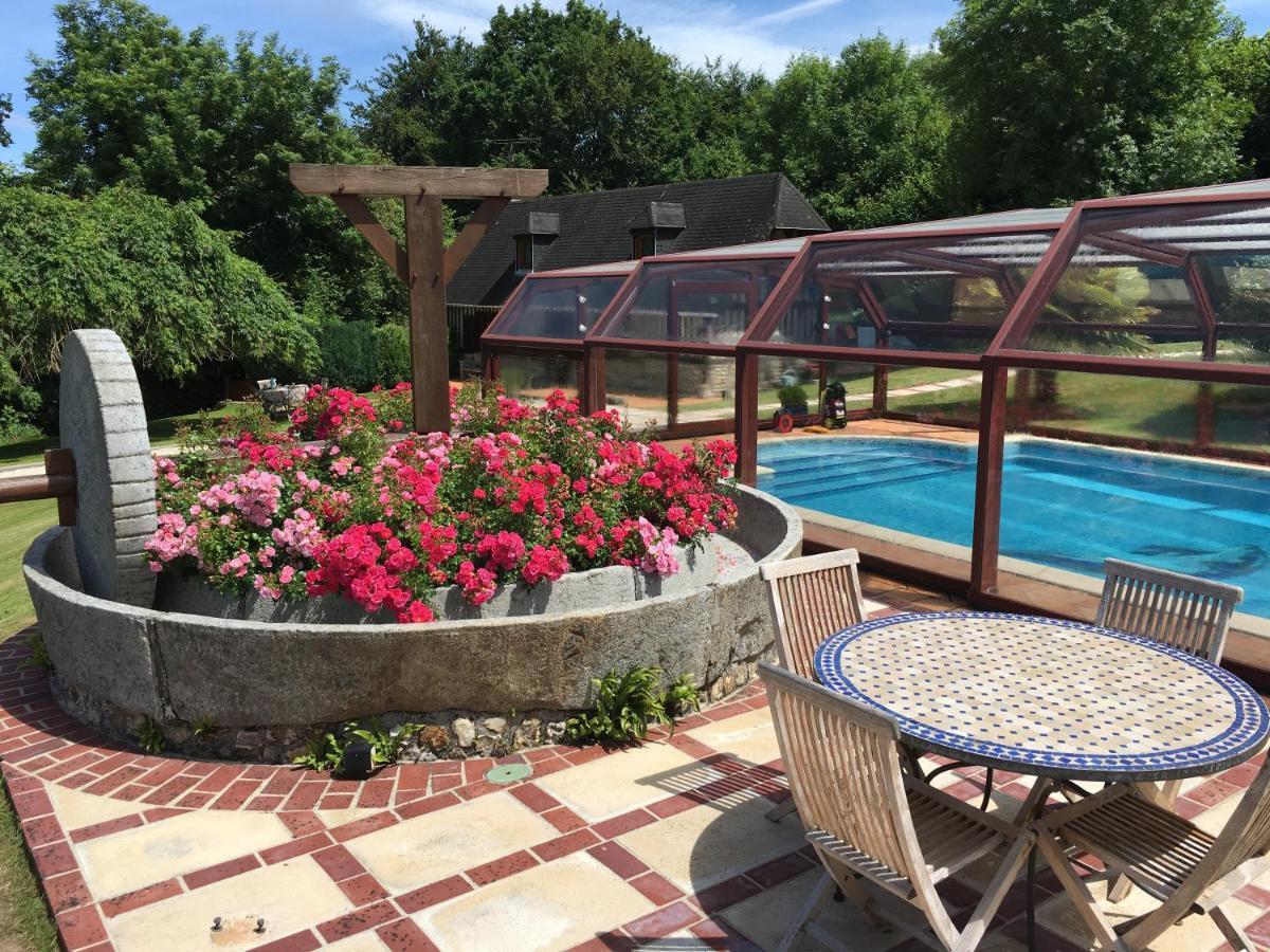 Maison Avec Piscine A Honfleur Villa Genneville Exterior foto